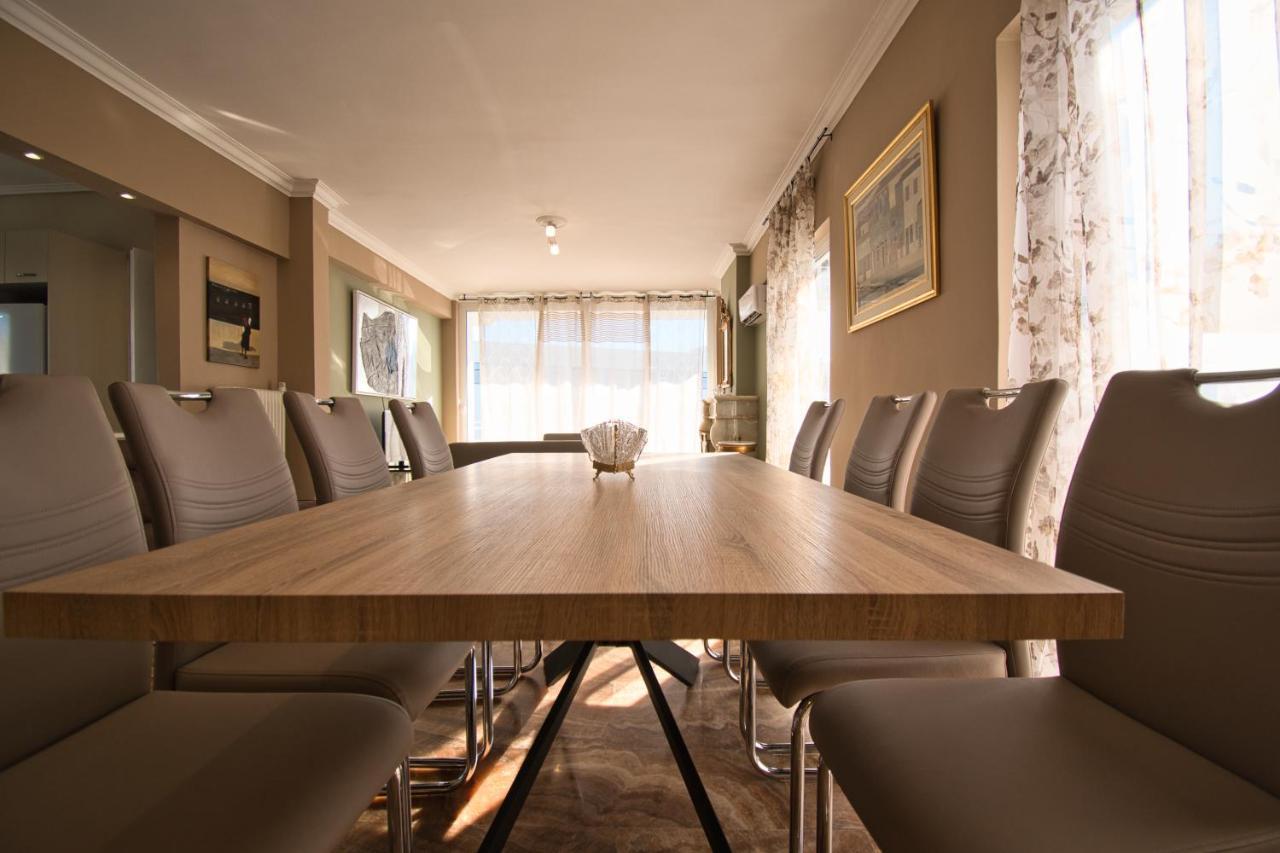 Elegant Flat Marousi District Apartamento Atenas Exterior foto